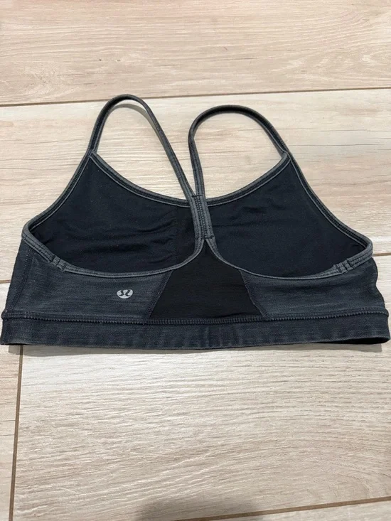 You pick! Lululemon Sports Bras Black Pink Blue Charcoal size 4 - Picture 8 of 13